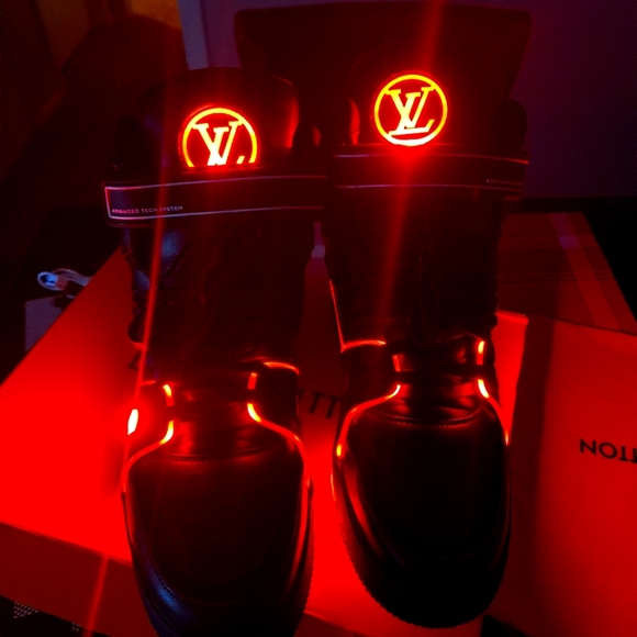 Luis Vuitton X408 sneakers